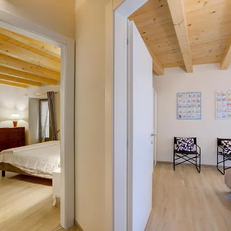 2 Bedroom In Albagnano Di Ferienhaus *